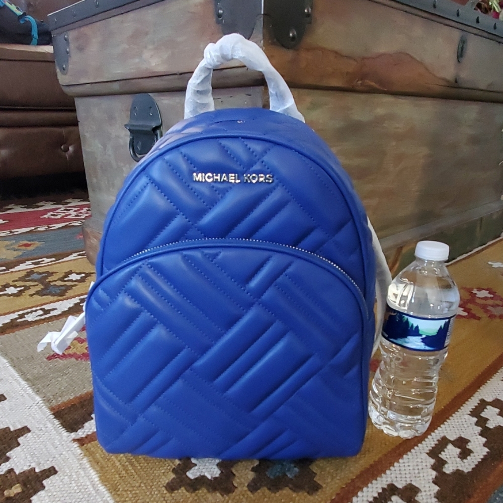 Michael Kors Abbey Medium Quilted Backpack Cobalt - Picture 1 of 6